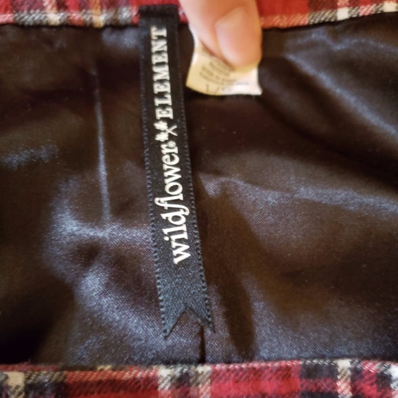 Frilled Mini skirt - Picture 3 of 3